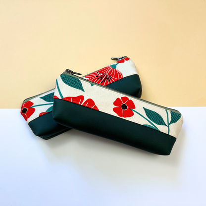 Mäppchen "Rote Blumen" mit Kunstleder Dunkelgrün Limited Edition