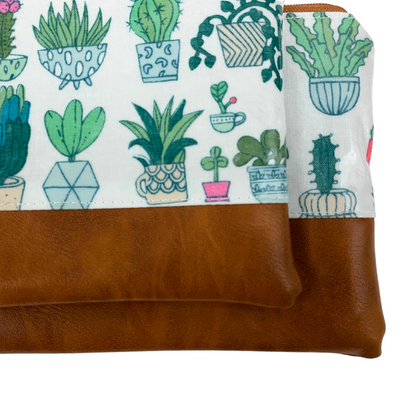Kosmetiktasche Schminktasche Wasserabweisend, Wachstuch, Kakteen mit Kunstleder Braun, innen und außen abwaschbar